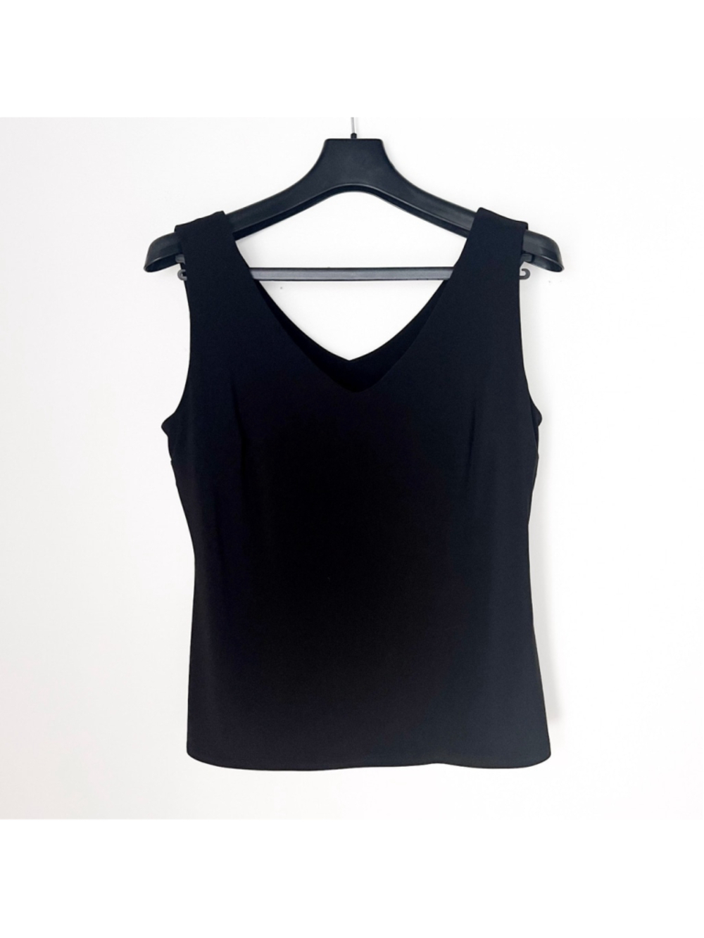 Joseph Ribkoff Black Sleeveless V-Neck Tank Top Sz 14 Staple Capsule Minimalist